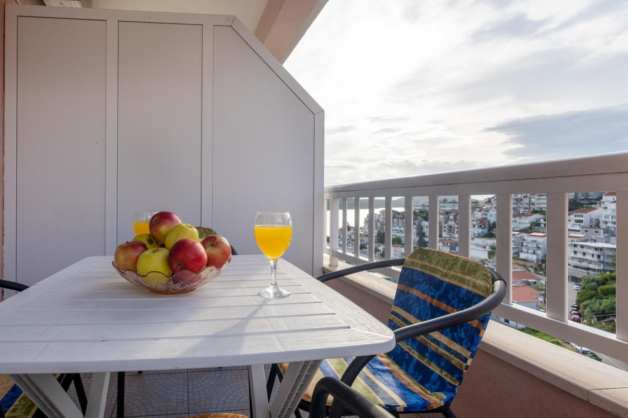 Apartments And Rooms Breeze Neum Exterior foto